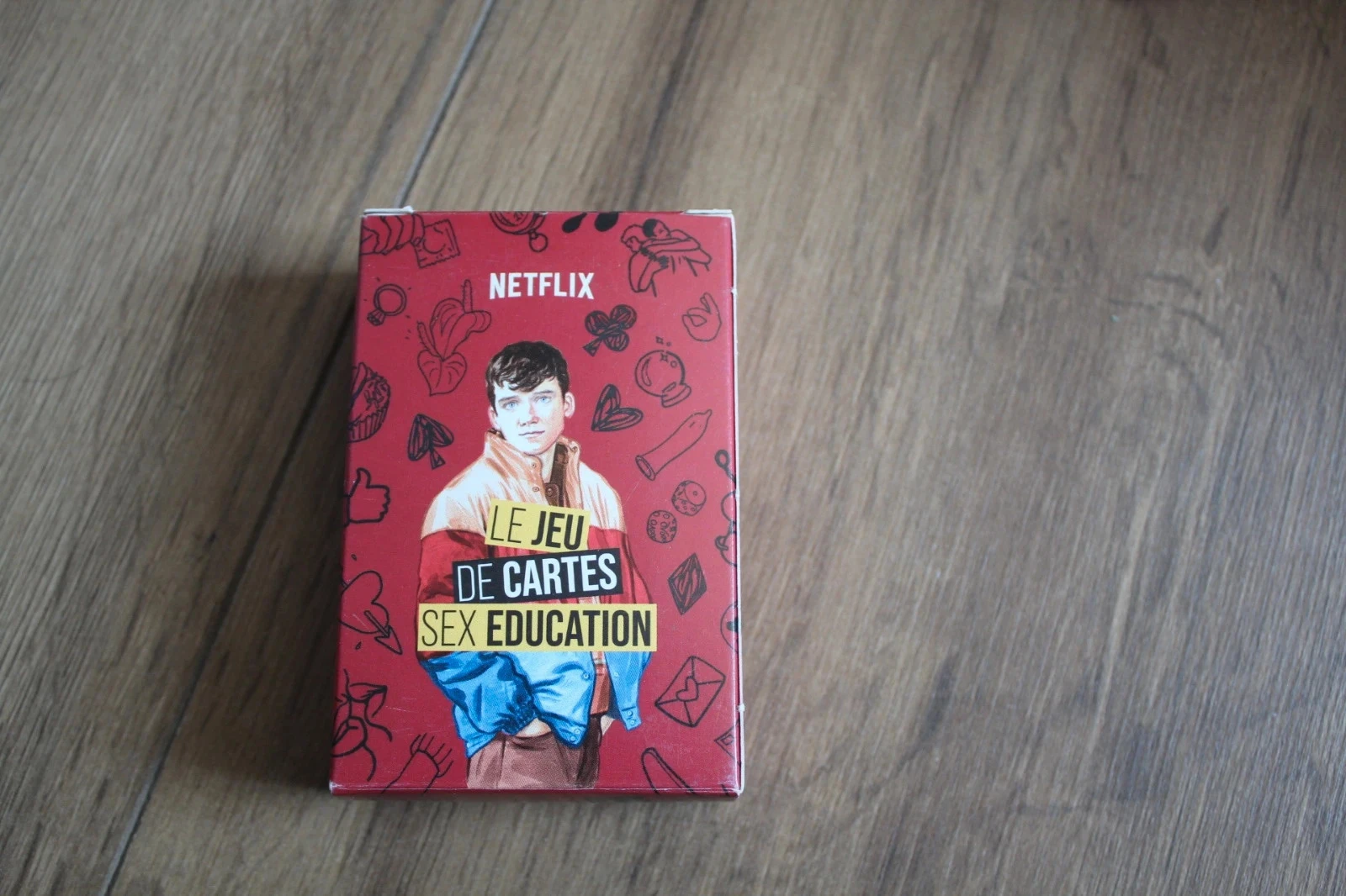 Jeu de Cartes Netflix "Sex Education" Édition Collector
